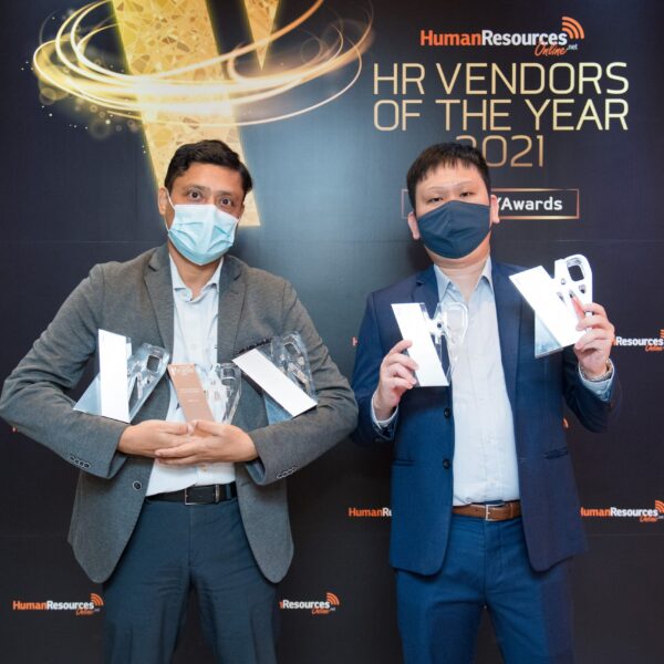 PeopleStrong wins 5 awards VOTY 2021 scaled 1