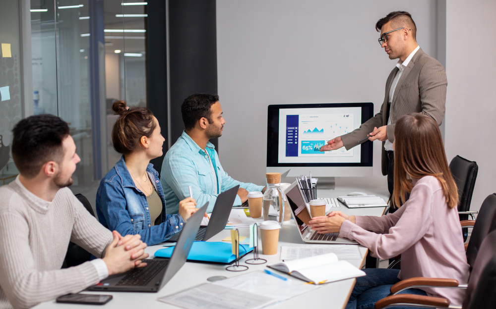 Employee Lifecycle Management: Stages and Best Practices for Business Success